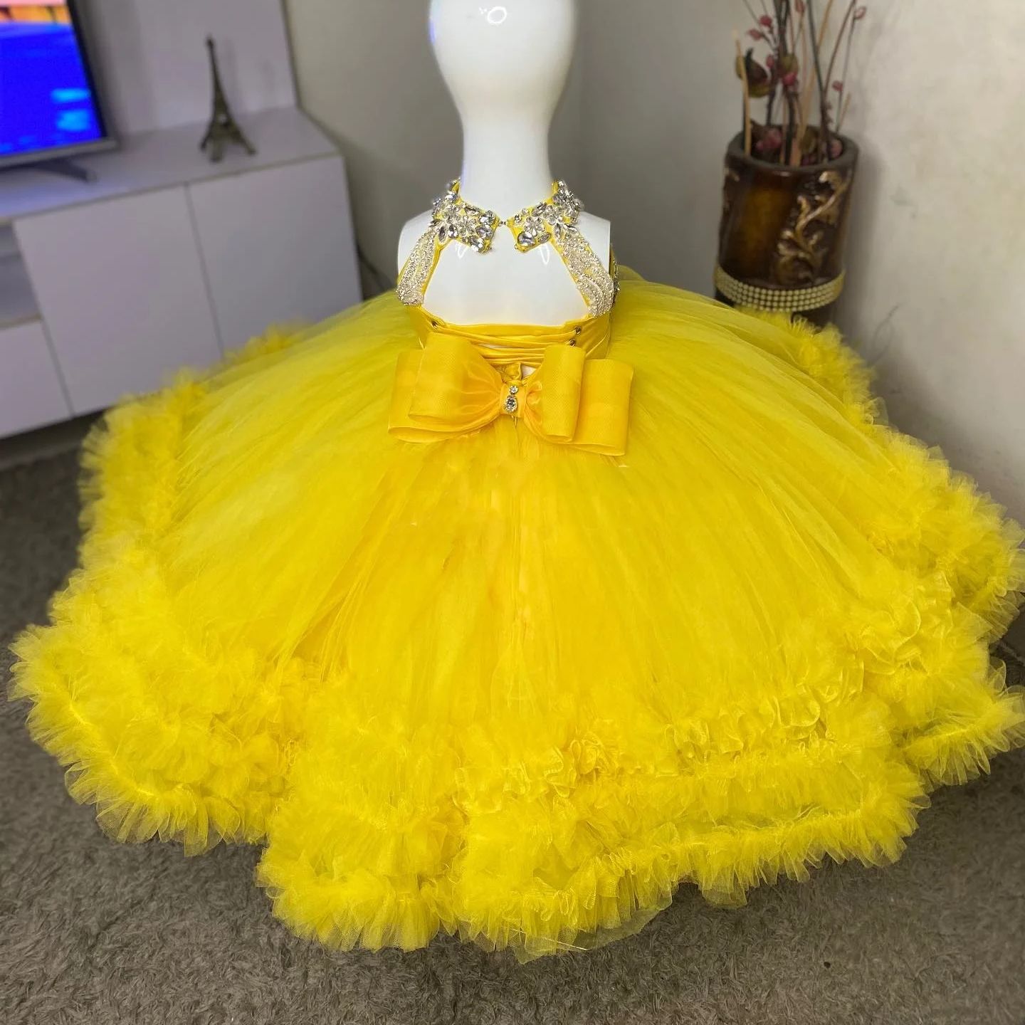 Magnifique robe à fleurs jaune - Embroidery Yellow Dress avis et prix